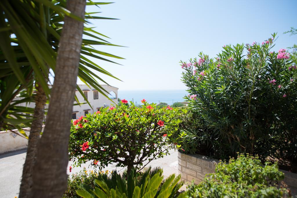 שאקה Residence Capo San Marco & Renella מראה חיצוני תמונה