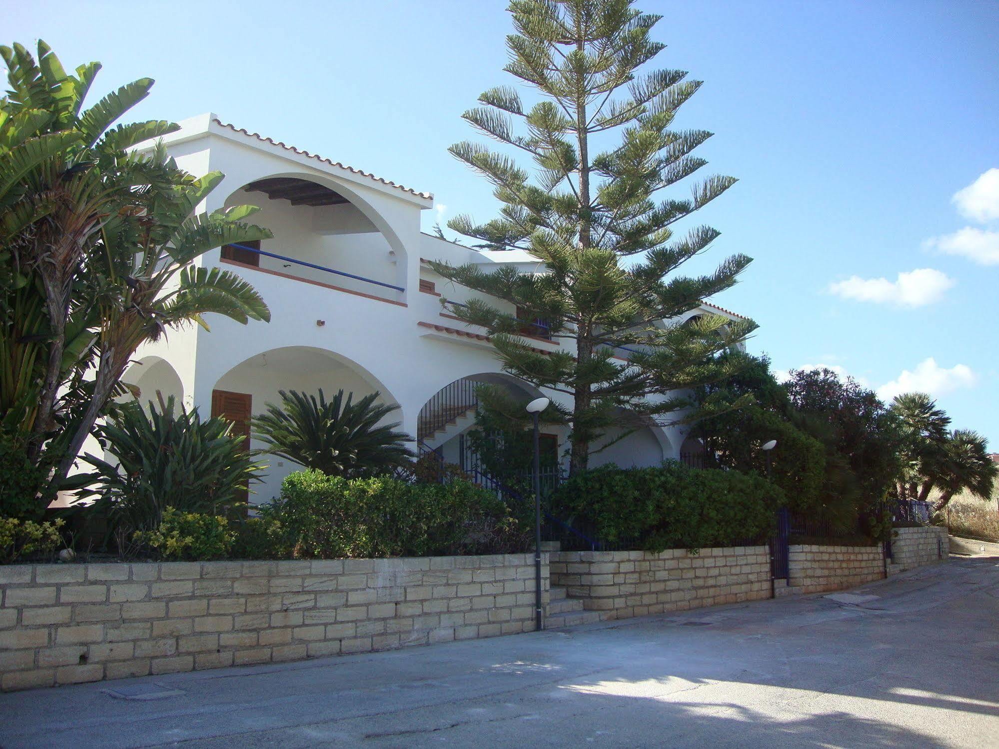 שאקה Residence Capo San Marco & Renella מראה חיצוני תמונה