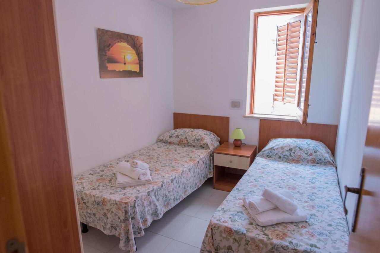 שאקה Residence Capo San Marco & Renella מראה חיצוני תמונה